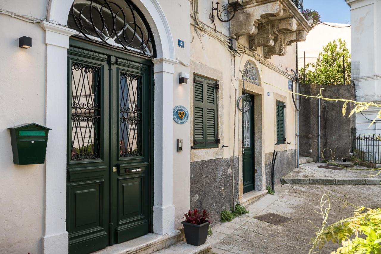Fotiadis Family Luxury Suites By Konnect Corfu  Esterno foto