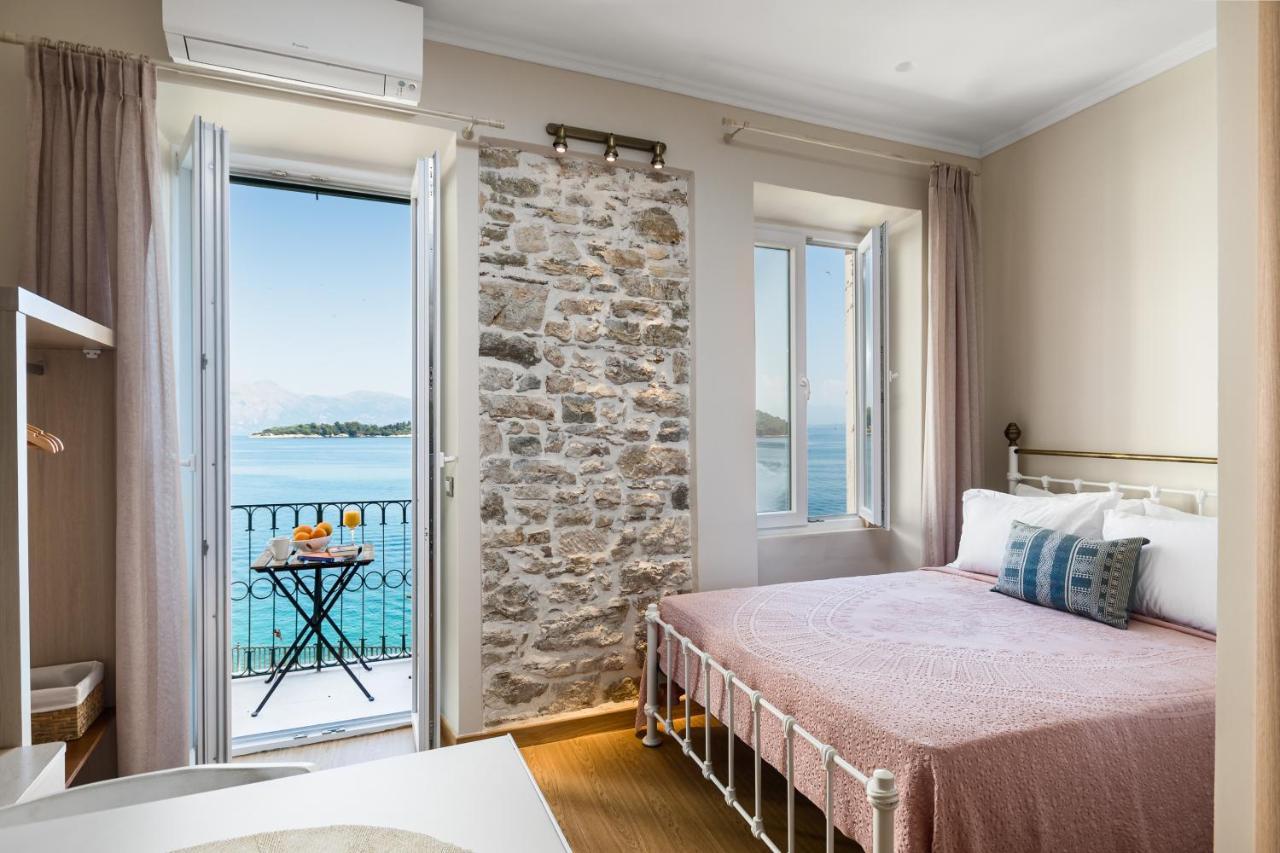 Fotiadis Family Luxury Suites By Konnect Corfu  Esterno foto