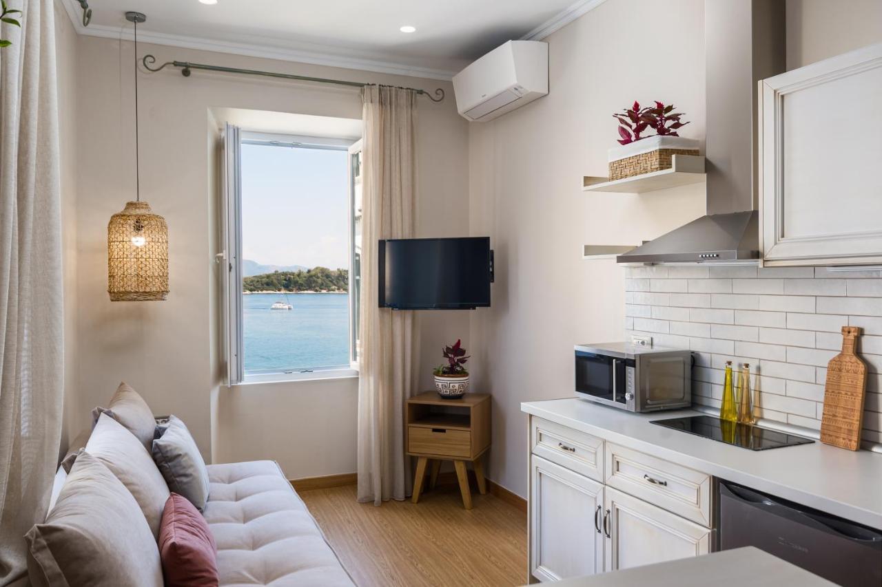 Fotiadis Family Luxury Suites By Konnect Corfu  Esterno foto